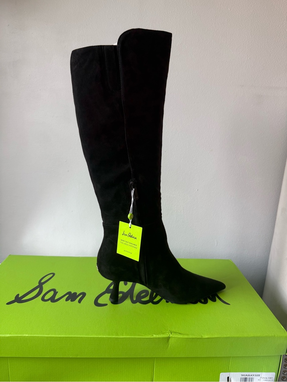 Sam Edelman Black Suede Taylin Boot SZ 8.5 - Picture 3 of 4